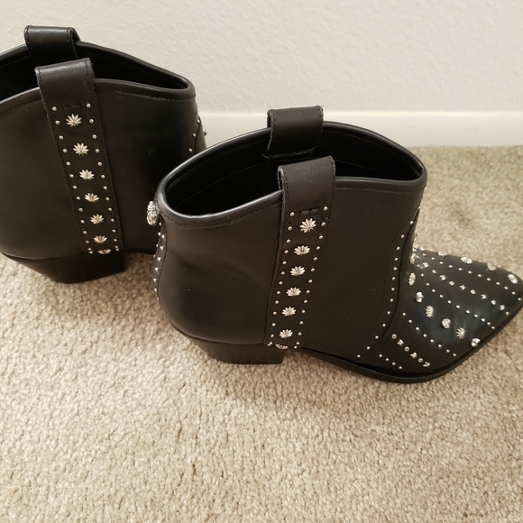 NWT Sam Edelman Black Silver studded boots - Picture 4 of 8